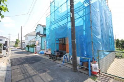 【前面道路含む現地写真】 | 新築住宅　彦沢1丁目　2,980