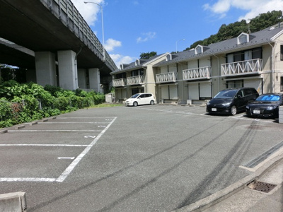 【駐車場】 | グリーンハイツ峰沢 |  グリーンハイツ峰沢　駐車場