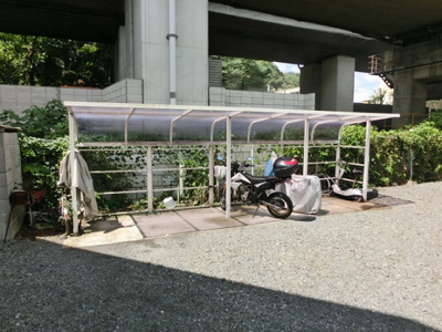 【その他共用部分】 | グリーンハイツ峰沢 |  グリーンハイツ峰沢　屋根付駐輪場