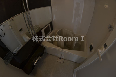 【浴室】 | ＧＡＬＬＥＲＹ谷町 | きれいなお風呂です