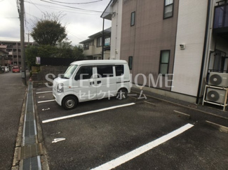 【駐車場】 | 駐車場があるので、車を買う予定の方も安心です