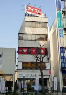 【外観】 | 鉄筋コンクリート造のがっちりとした建物。