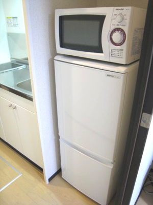 【設備】 | オステンド | 冷蔵庫・電子レンジもついているので引越しが楽です