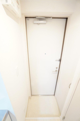 【玄関】 | グレイス本千葉 | ※同物件・同タイプの写真です。