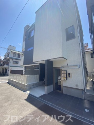 【エントランス】 | ヴェルデ深田町