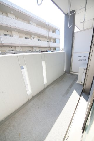 ヌーベルコリーヌⅠのバルコニー