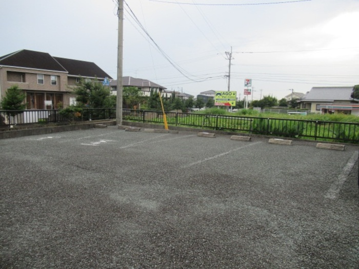 シャルマンハイムの駐車場|駐車場です