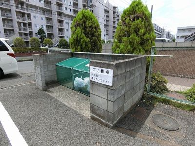 【その他共用部分】 | フォレスト大倉山 | 敷地内ごみ置き場でごみ出しもらくらく～♪忙しい社会人さんや主婦さんにもうってつけ！