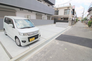 【駐車場】