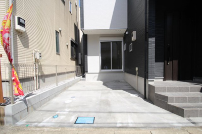 【駐車場】 | 海老名市上今泉１丁目　新築戸建て　全１棟 【仲介手数料無料】