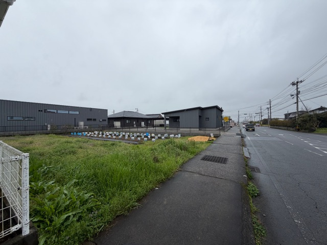 北諸県郡三股町五本松の売地の外観