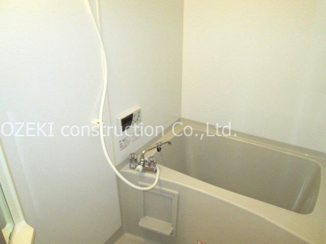 プラシード新越谷の浴室