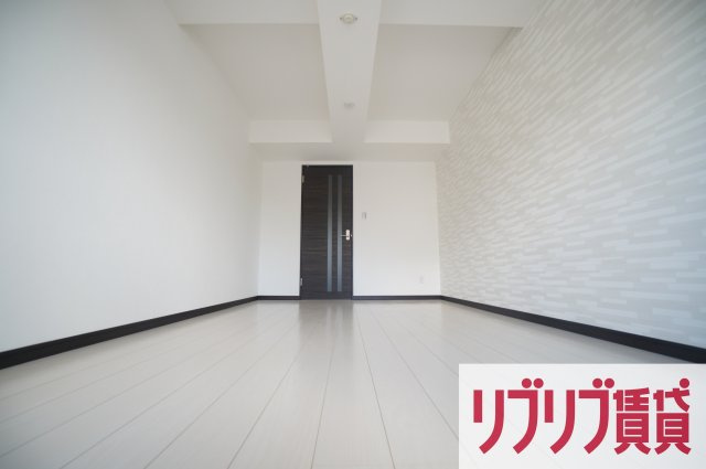 フォルセーヌ本千葉の居間・リビング