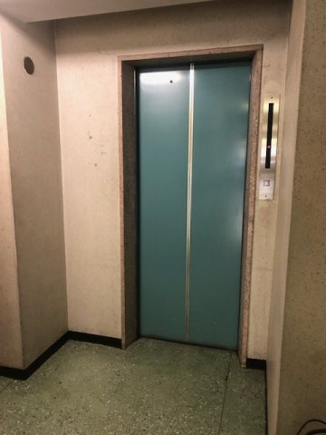 北村ビルのロビー