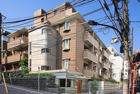 シュロス市ヶ谷の外観|シュロス市ヶ谷