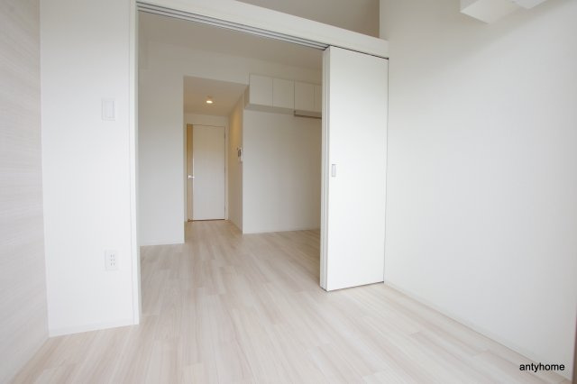 エスグランデ難波サウス　仲介手数料無料の寝室