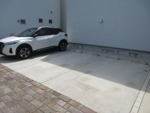 メイプル沖田の駐車場|メイプル沖田