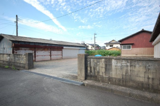 【前面道路含む現地写真】 | 前面道路含む現地写真です