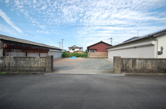 【前面道路含む現地写真】 | 前面道路含む現地写真です