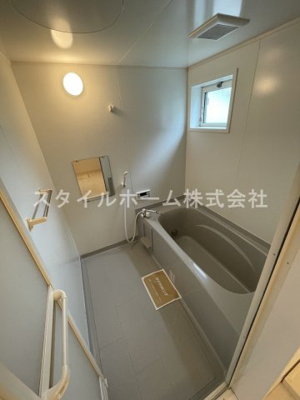 【浴室】 | メゾハイネス | お風呂です