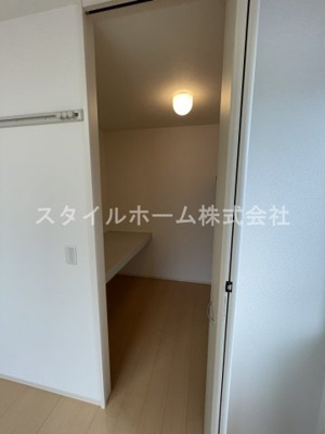 【収納】 | メゾハイネス | 大きなスペースがあり、収納には困りません