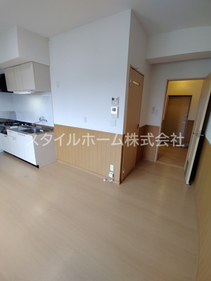 【居間・リビング】 | ライフパークユニゾン | 居間です