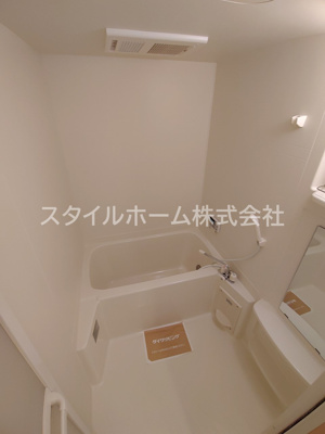 【浴室】 | ライフパークユニゾン | コンパクトで使いやすいお風呂です