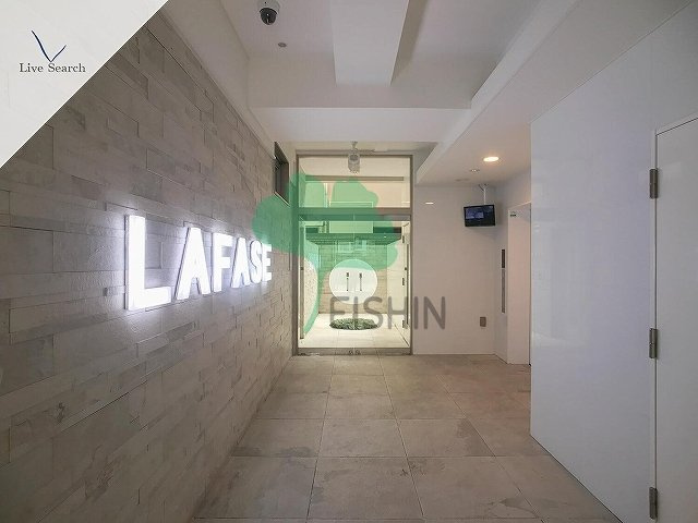 ラファセアリービオ博多のエントランス
