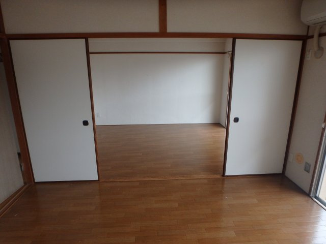 大建アーバンハイツの洋室