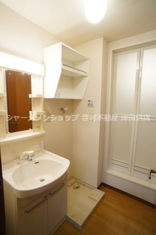 エクレールの洗面所