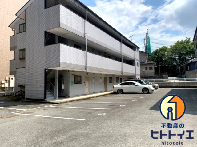 グリーンパークゆのそBの駐車場