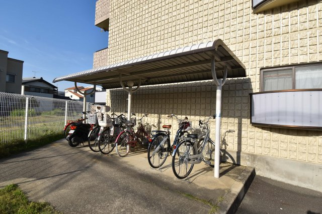 ノイエクラッセ山崎のその他共用部分|駐輪場