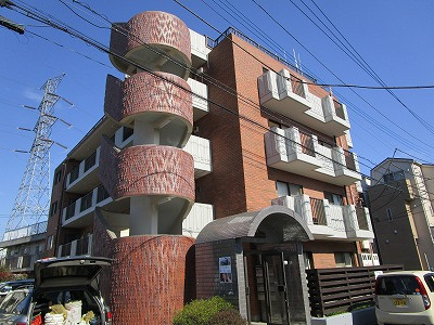 【外観】 | 第一レイクマンション | 落ち着いた雰囲気の外観です