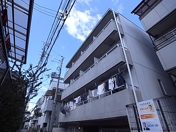 ロックハイツの外観