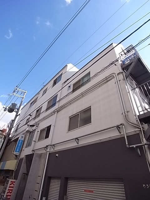 甲南ビルの外観