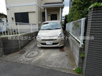 【駐車場】