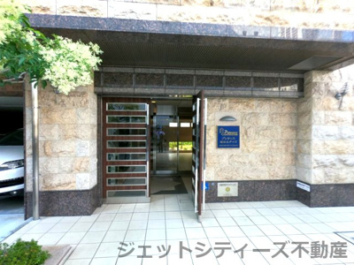 【エントランス】 | プレサンス梅田北デイズ