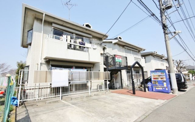 【外観】 | カサベルデ横浜Ｂ | カサベルデ横浜B　　　陽当たり良好！遮音性に優れた全室角部屋です。