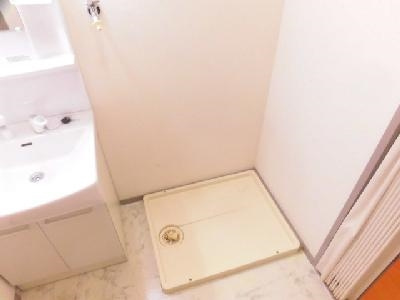 第一パールハイツ上杉の浴室|室内洗濯機置き場