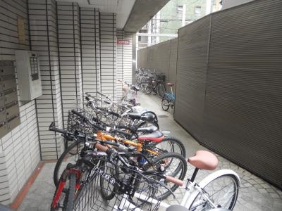 第一パールハイツ上杉の駐車場|駐輪場