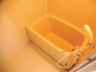 第一パールハイツ上杉の浴室