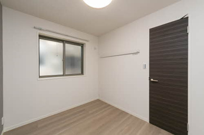 【洋室】 | ベレオ小松原