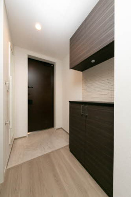 【玄関】 | ベレオ小松原