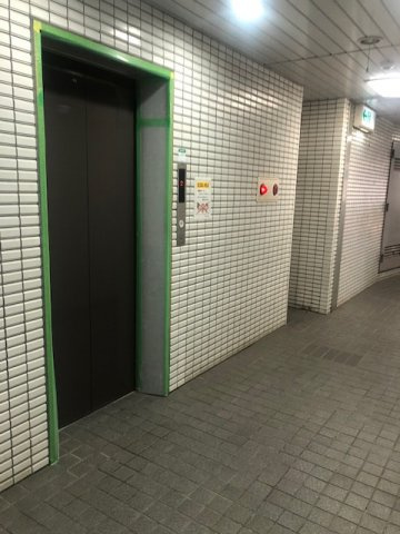 東神荻窪ビルのロビー