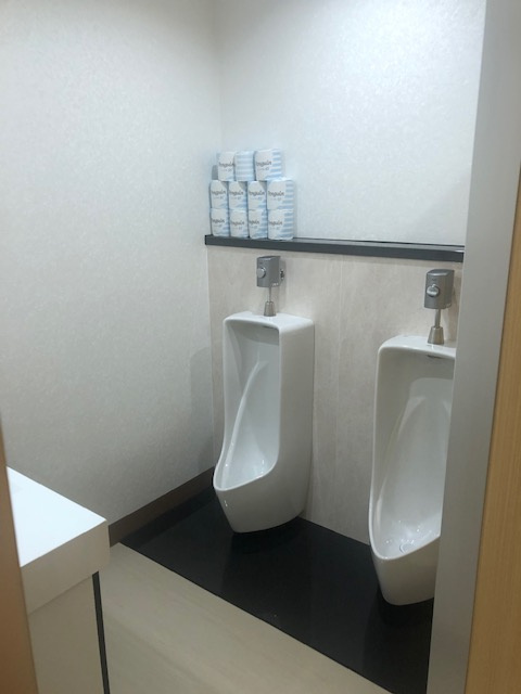 喜屋ビルのトイレ