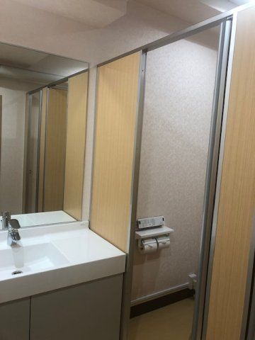 喜屋ビルのトイレ