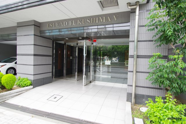 エスリード福島第５　仲介手数料無料のエントランス