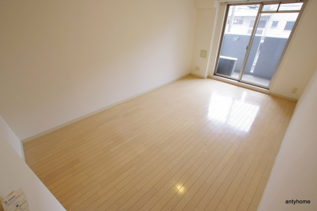 エスリード福島第５　仲介手数料無料の寝室