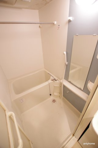 エスリード福島第５　仲介手数料無料の浴室