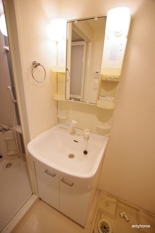 エスリード福島第５　仲介手数料無料の洗面所